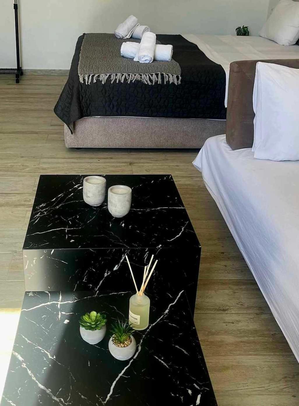 Maya Apartments, Modern And Convenient Apartments With Private Parking Скіатос Екстер'єр фото