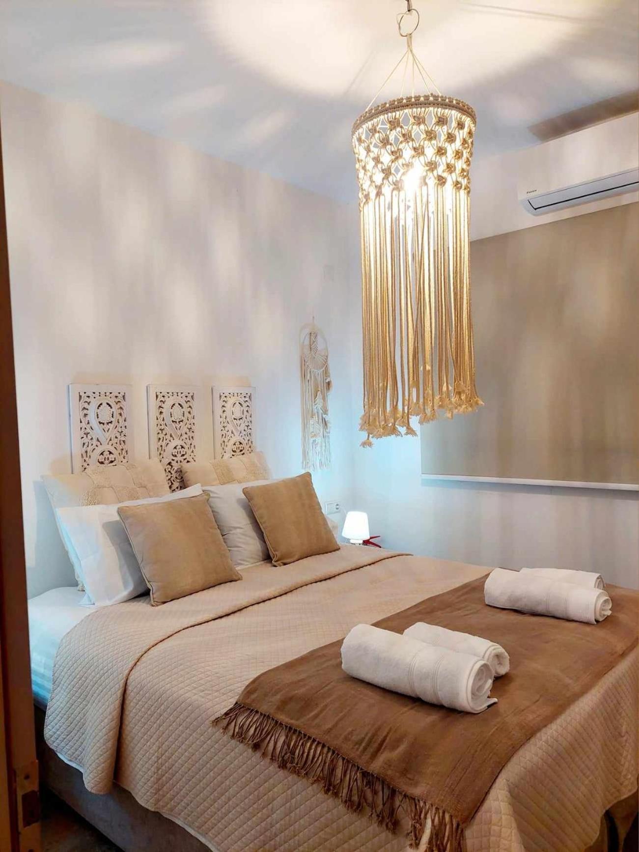 Maya Apartments, Modern And Convenient Apartments With Private Parking Скіатос Екстер'єр фото