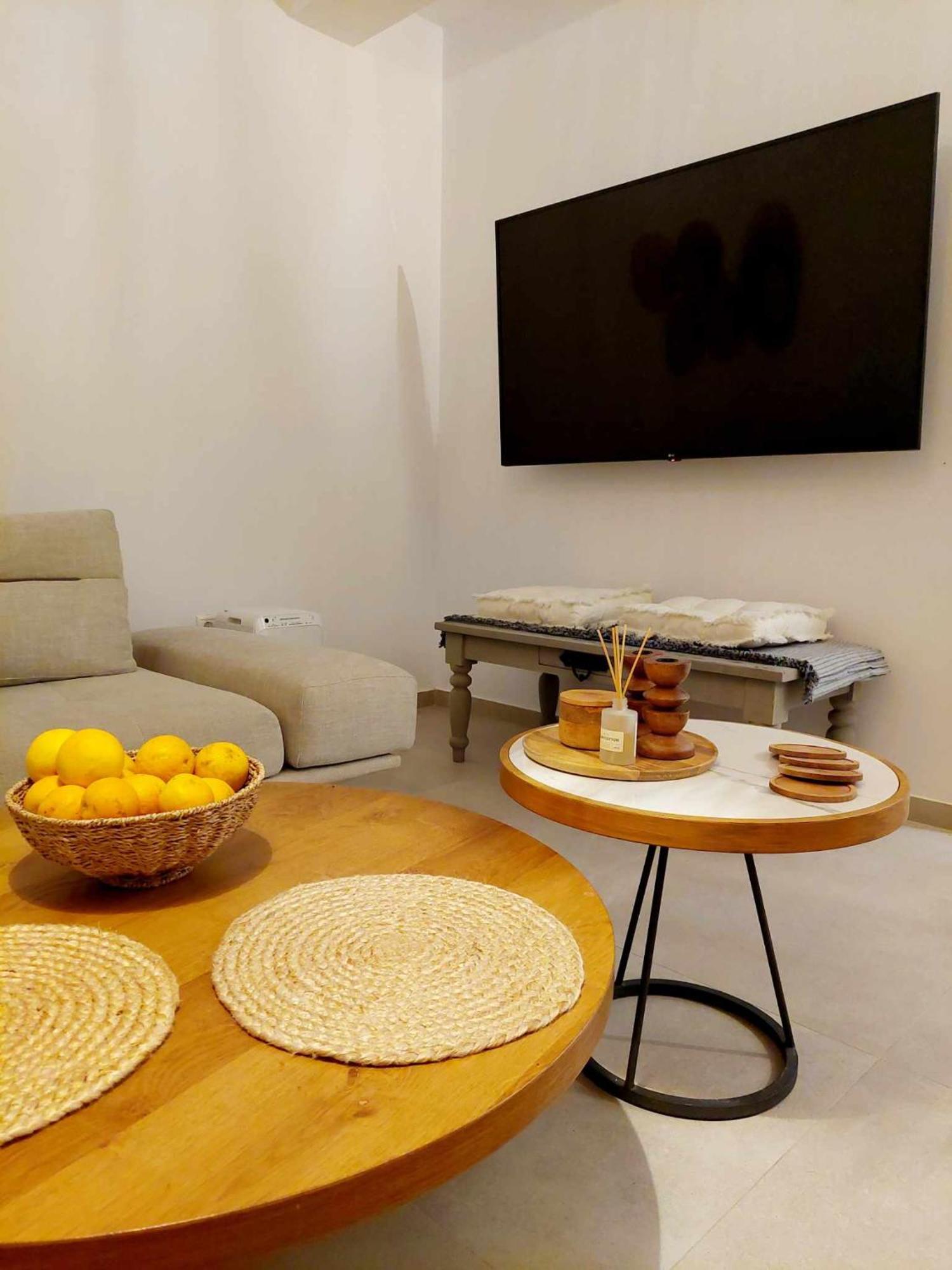 Maya Apartments, Modern And Convenient Apartments With Private Parking Скіатос Екстер'єр фото