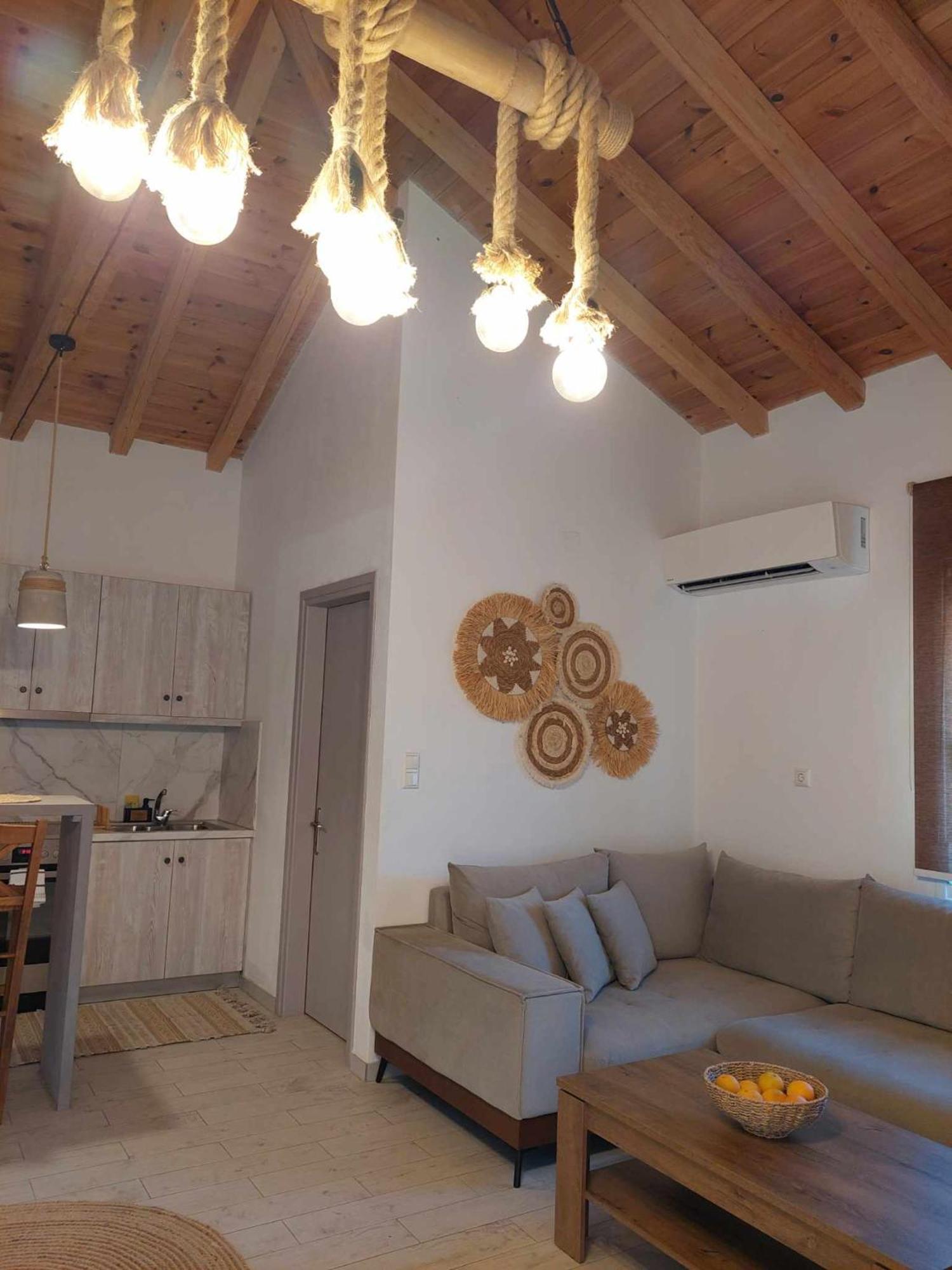Maya Apartments, Modern And Convenient Apartments With Private Parking Скіатос Екстер'єр фото