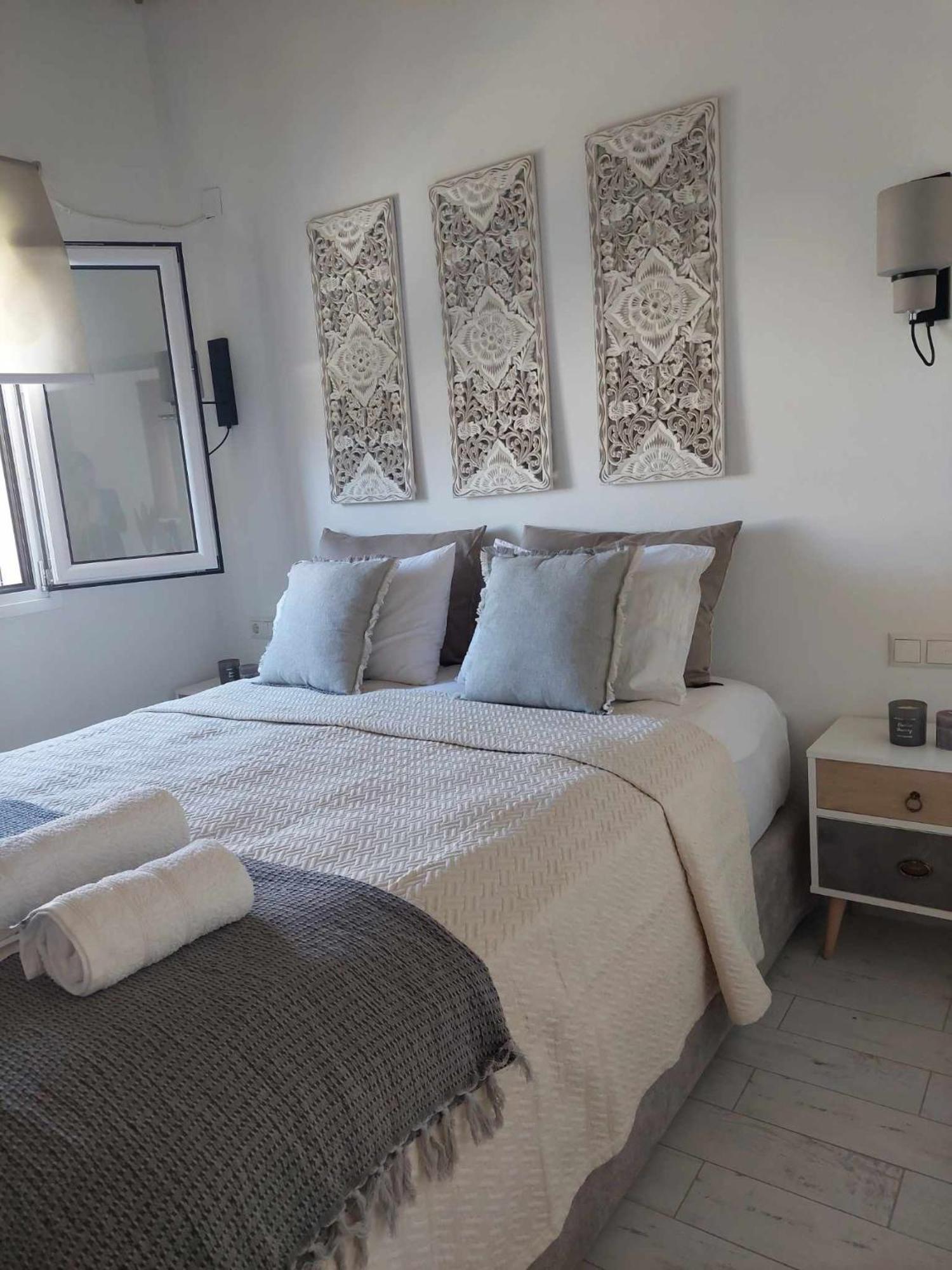 Maya Apartments, Modern And Convenient Apartments With Private Parking Скіатос Екстер'єр фото